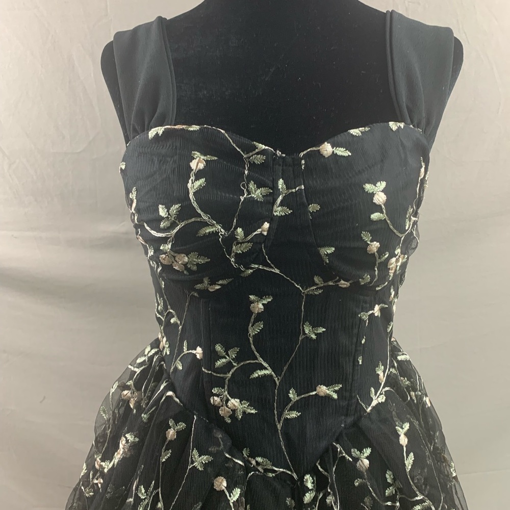 Floral Embroidery Mesh Overlay Cami Dress - Picture 8 of 10